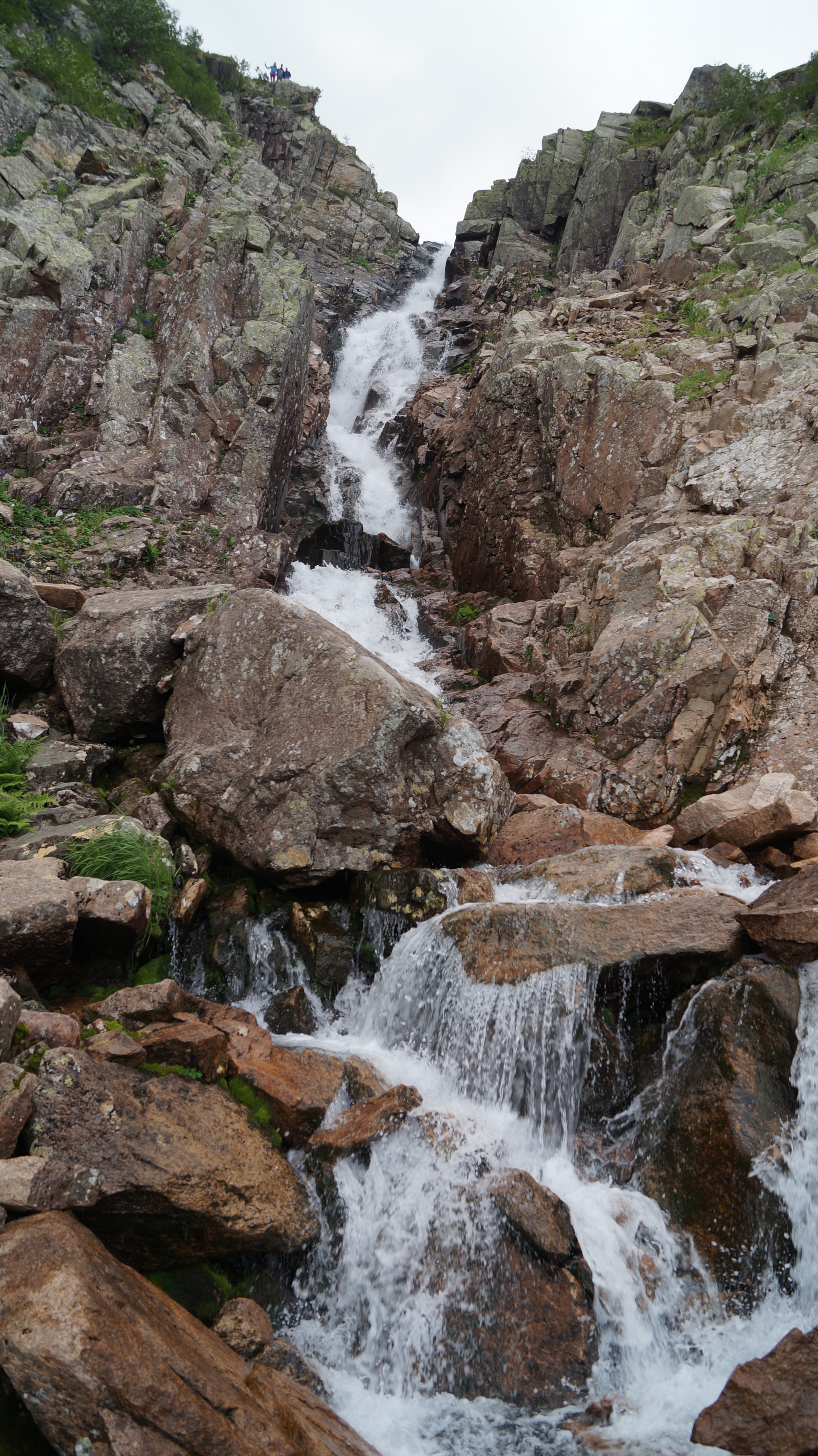 Водопад богатырь